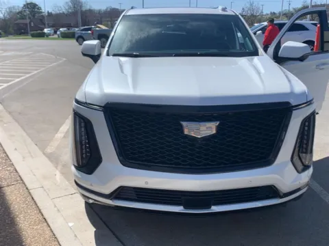 White 2025 Cadillac Escalade 4WD Sport Platinum for sale in Knoxville, TN