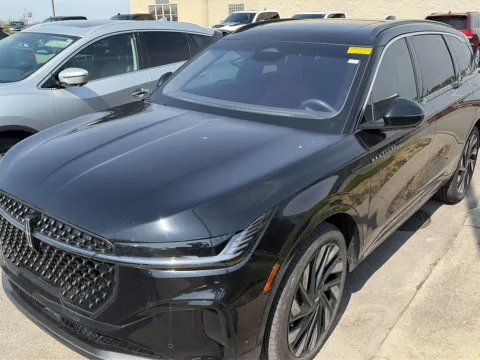 Another view of 2024 Lincoln Nautilus Black Label for sale in Knoxville, TN at Cadillac of Knoxville