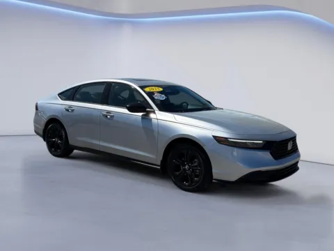 Silver 2025 Honda Accord Sedan SE for sale in Knoxville, TN