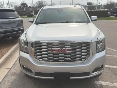 Silver 2018 GMC Yukon Denali for sale in Knoxville, TN