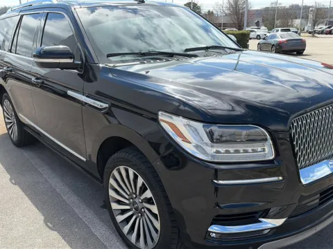 More photos of 2021 Lincoln Navigator Reserve at Cadillac of Knoxville, TN
