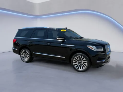 Black 2021 Lincoln Navigator Reserve for sale in Knoxville, TN