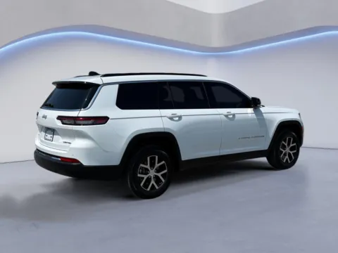 More photos of 2024 Jeep Grand Cherokee L Limited at Cadillac of Knoxville, TN