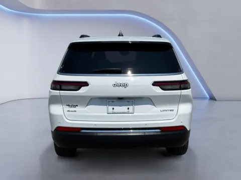 More photos of 2024 Jeep Grand Cherokee L Limited at Cadillac of Knoxville, TN