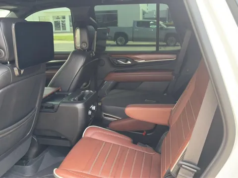 More photos of 2023 GMC Yukon Denali Ultimate at Cadillac of Knoxville, TN