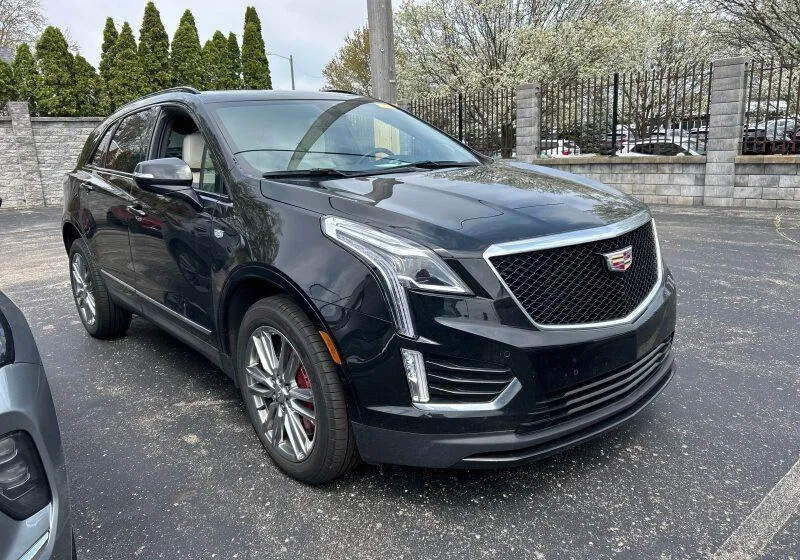 Black 2023 Cadillac XT5 AWD Sport for sale in Knoxville, TN