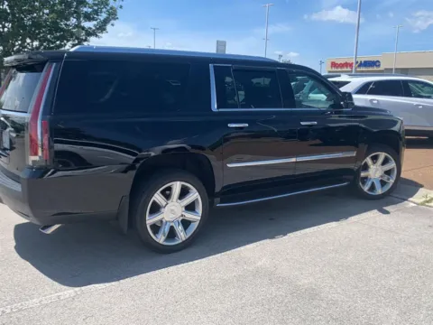Another view of 2020 Cadillac Escalade ESV Luxury for sale in Knoxville, TN at Cadillac of Knoxville
