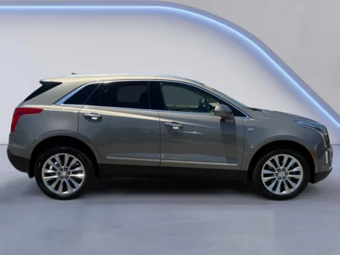 Another view of 2018 Cadillac XT5 Platinum AWD for sale in Knoxville, TN at Cadillac of Knoxville