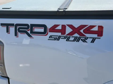 More photos of 2021 TOYOTA TACOMA at Cadillac of Knoxville, TN