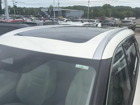 More photos of 2021 Nissan Rogue SV at Cadillac of Knoxville, TN