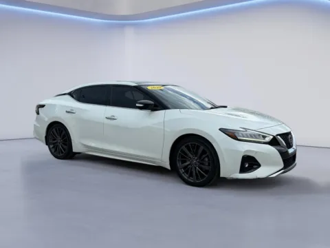 White 2020 Nissan Maxima Platinum for sale in Knoxville, TN