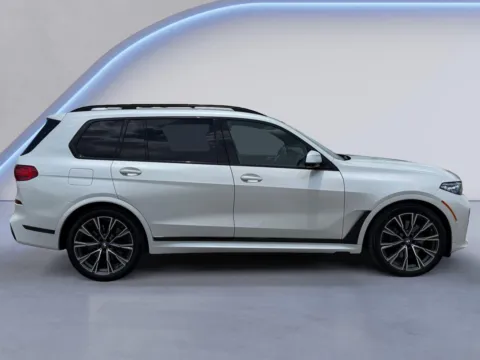 Photos of 2020 BMW X7 M50i for sale in Knoxville, TN at Cadillac of Knoxville