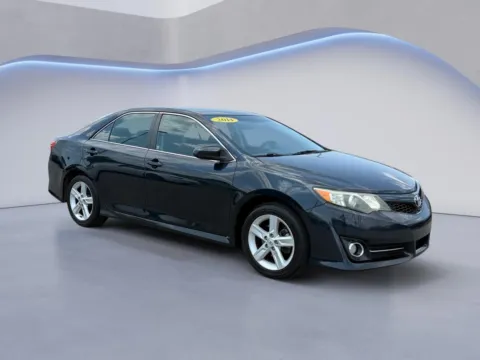 Gray 2014 Toyota Camry L for sale in Knoxville, TN