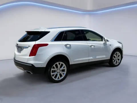 Another view of 2017 Cadillac XT5 Platinum AWD for sale in Knoxville, TN at Cadillac of Knoxville