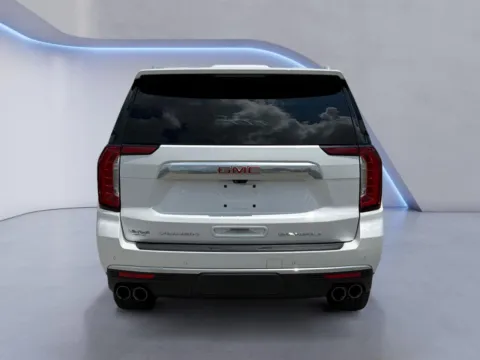 More photos of 2022 GMC Yukon XL Denali at Cadillac of Knoxville, TN