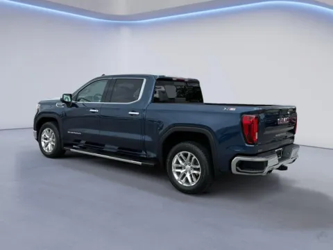 More photos of 2022 GMC Sierra 1500 Limited SLT at Cadillac of Knoxville, TN