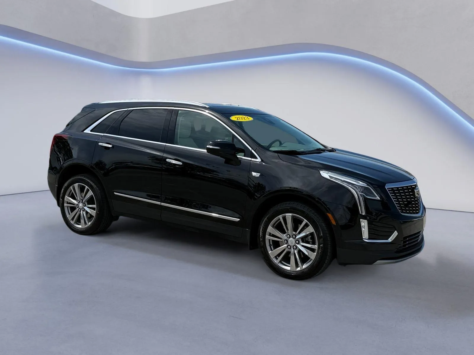 Black 2023 Cadillac XT5 AWD Premium Luxury for sale in Knoxville, TN