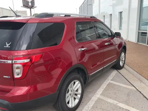 More photos of 2013 Ford Explorer XLT at Cadillac of Knoxville, TN