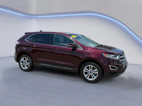 Red 2018 Ford Edge SEL for sale in Knoxville, TN