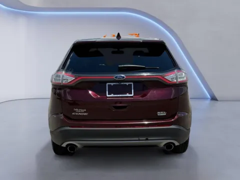 More photos of 2018 Ford Edge SEL at Cadillac of Knoxville, TN