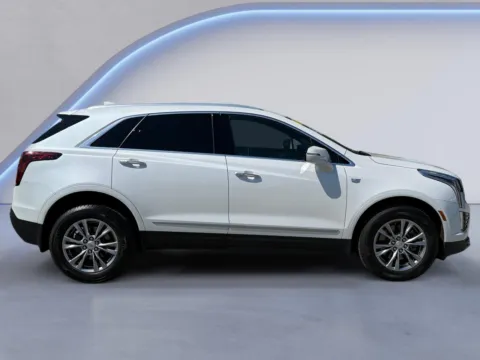 Photos of 2021 Cadillac XT5 AWD Premium Luxury for sale in Knoxville, TN at Cadillac of Knoxville
