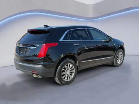 Another view of 2017 Cadillac XT5 Luxury FWD for sale in Knoxville, TN at Cadillac of Knoxville