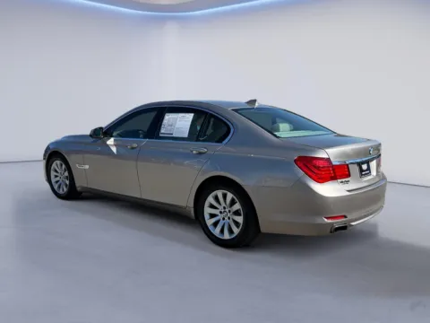 More photos of 2009 BMW 7 Series 750i at Cadillac of Knoxville, TN
