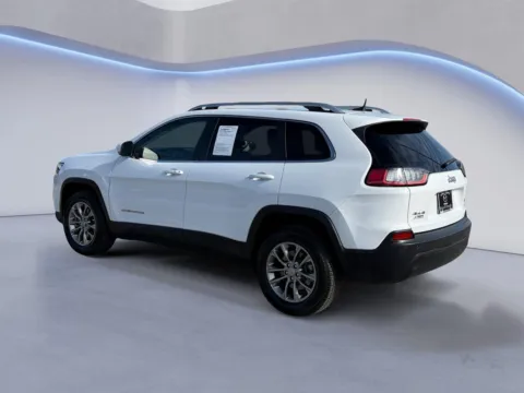 More photos of 2020 Jeep Cherokee Latitude Plus at Mazda of Knoxville, TN