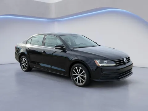 Black 2017 Volkswagen Jetta 1.4T SE for sale in Knoxville, TN