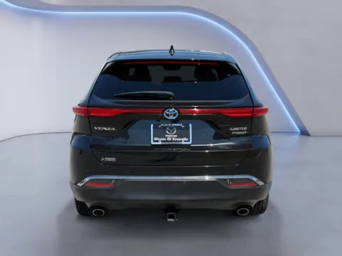 More photos of 2021 Toyota Venza Limited at Mazda of Knoxville, TN