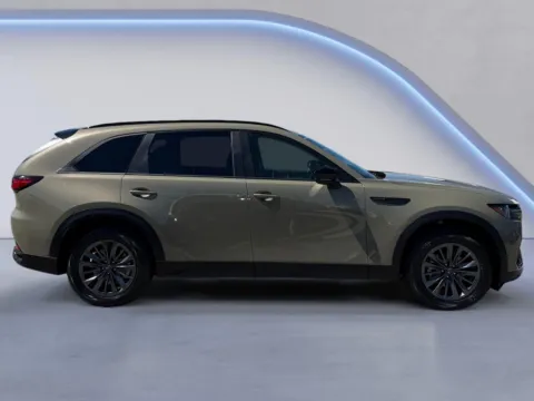 Photos of 2025 Mazda CX-70 3.3 Turbo Preferred Package for sale in Knoxville, TN at Mazda of Knoxville