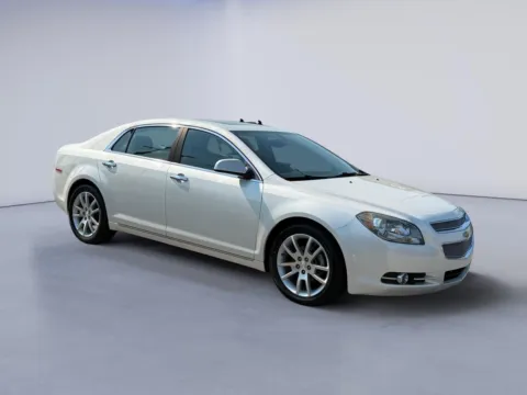 White 2012 Chevrolet Malibu LTZ w/2LZ for sale in Knoxville, TN