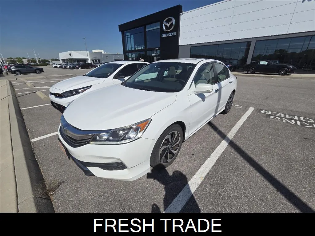 White 2016 Honda Accord Sedan EX for sale in Knoxville, TN