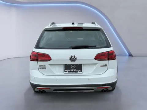 More photos of 2017 Volkswagen Golf Alltrack SEL at Mazda of Knoxville, TN