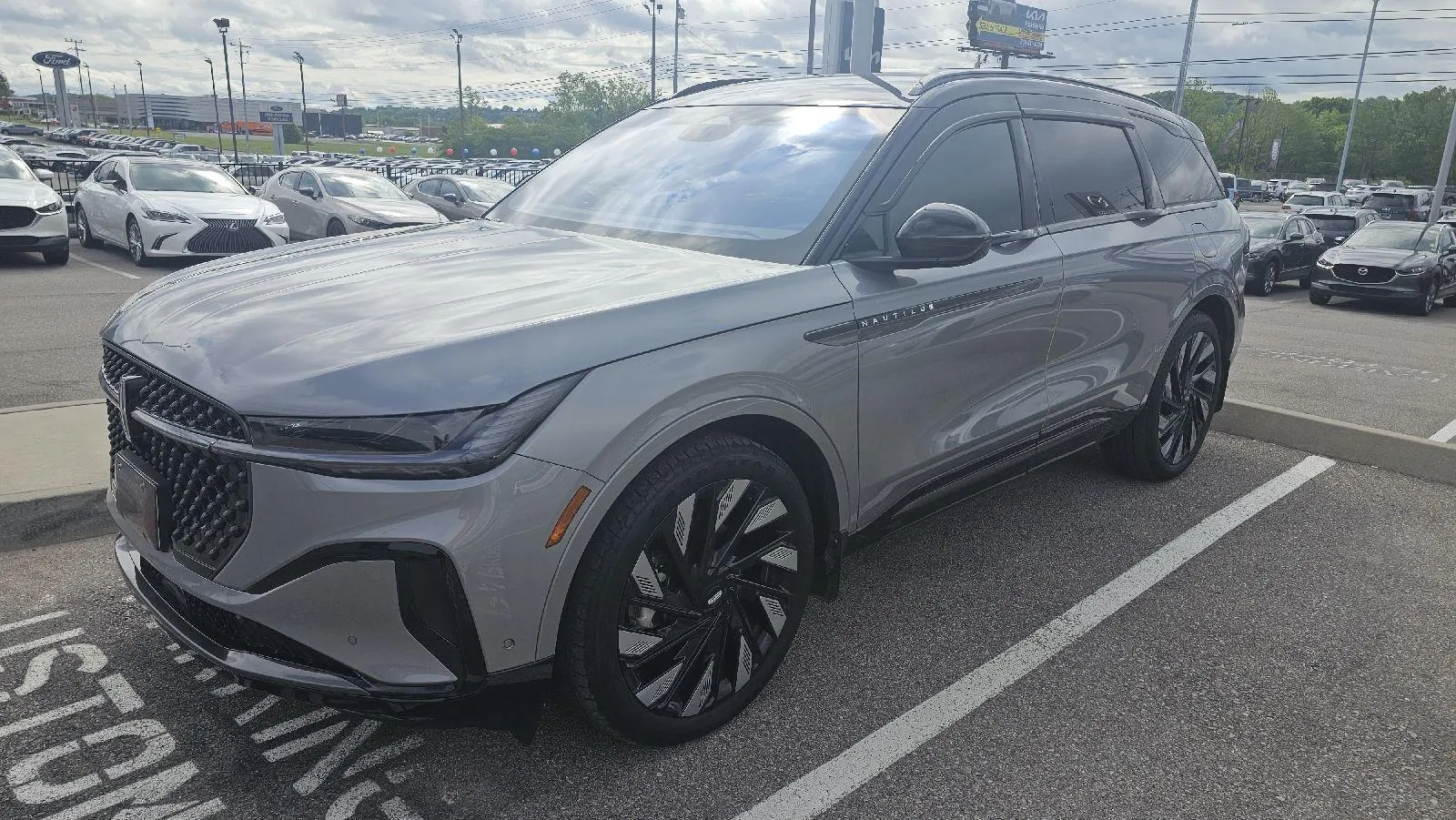 Gray 2024 Lincoln Nautilus Reserve for sale in Knoxville, TN