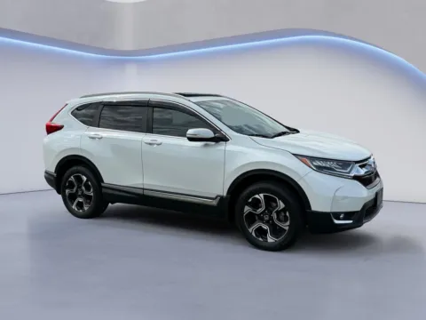 White 2018 Honda CR-V Touring for sale in Knoxville, TN