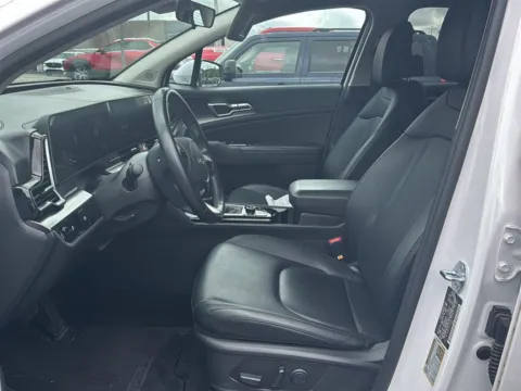 More photos of 2023 Kia Sportage EX at Mazda of Knoxville, TN