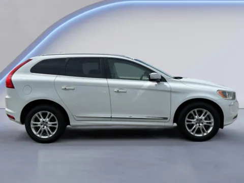 Photos of 2016 Volvo XC60 T5 Drive-E Premier for sale in Knoxville, TN at Mazda of Knoxville