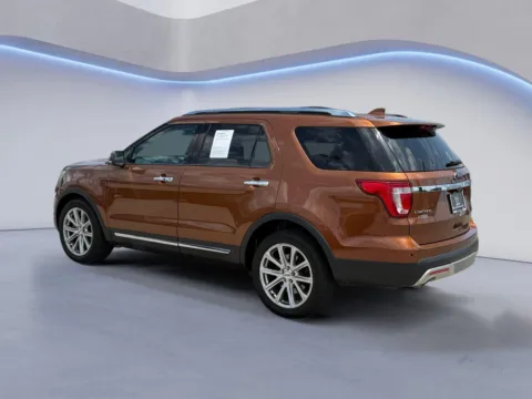 More photos of 2017 FORD EXPLORER LIMI at Mazda of Knoxville, TN