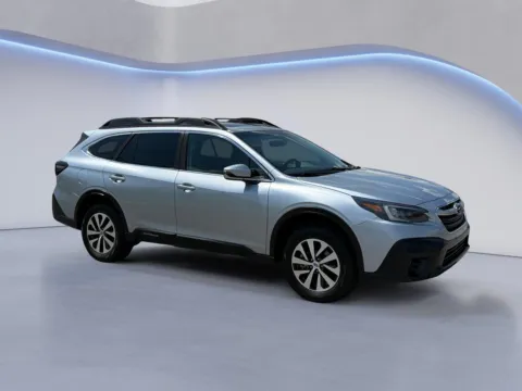 Silver 2020 Subaru Outback Premium for sale in Knoxville, TN