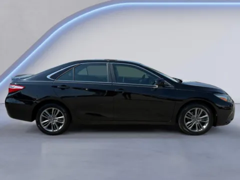 Photos of 2016 Toyota Camry SE for sale in Knoxville, TN at Mazda of Knoxville