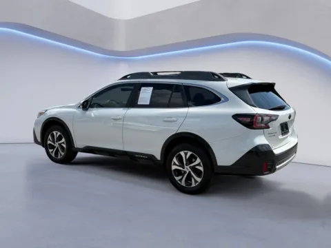 More photos of 2020 Subaru Outback Limited at Mazda of Knoxville, TN