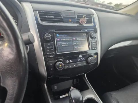 Photos of 2015 Nissan Altima 2.5 SL for sale in Knoxville, TN at Mazda of Knoxville