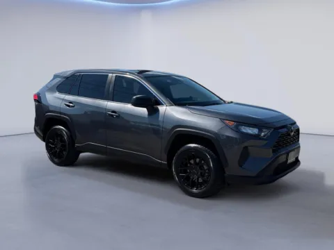 Black 2022 Toyota RAV4 LE for sale in Knoxville, TN