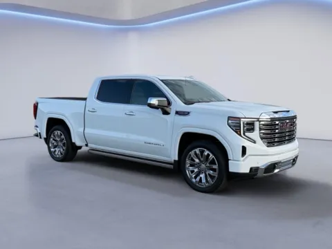 White 2024 GMC Sierra 1500 Denali for sale in Alcoa, TN