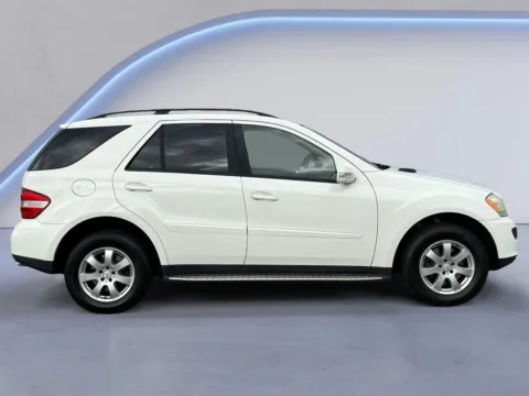 Photos of 2006 Mercedes-Benz M-Class 3.5L for sale in Alcoa, TN at Twin City Buick GMC