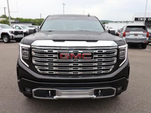 Black 2024 GMC Sierra 1500 Denali for sale in Alcoa, TN