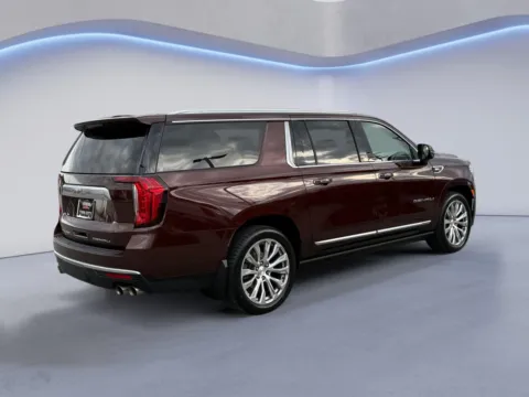Another view of 2022 GMC Yukon XL Denali for sale in Alcoa, TN at Twin City Buick GMC