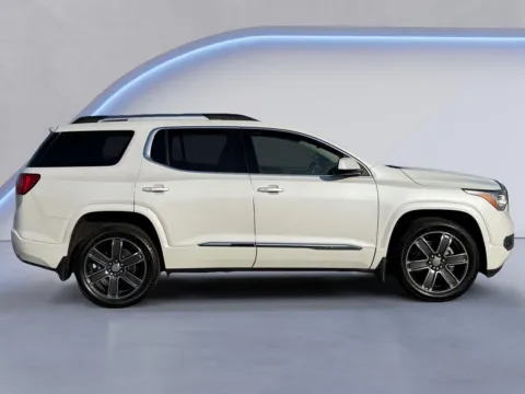Photos of 2019 GMC Acadia Denali for sale in Alcoa, TN at Twin City Buick GMC