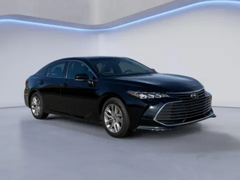 Black 2021 TOYOTA AVALON XLE for sale in Alcoa, TN